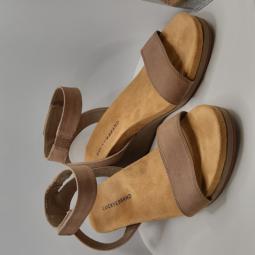 Lucky Brand Kanoa Wedge Sandals